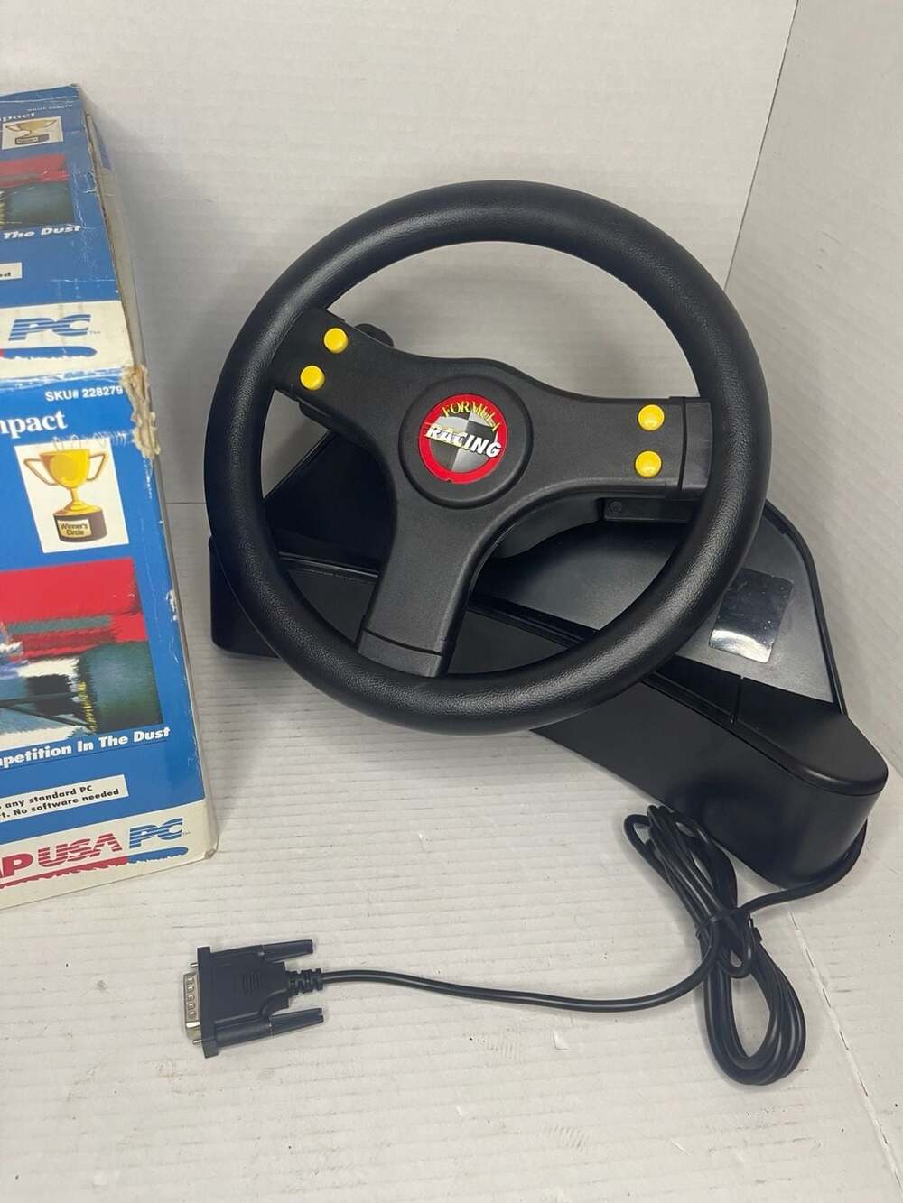 NIB CompUSA PC Formula Racing Ultimate High-Impact PC Racing Wheel - Picture 3 of 9